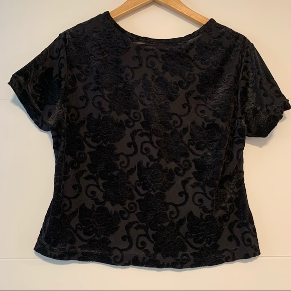Gloria Vanderbilt | Vintage Velvet Tee Shirt - Picture 6 of 11